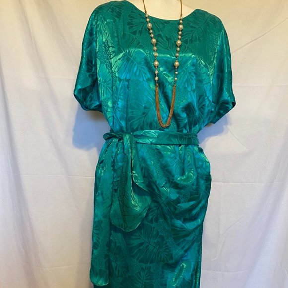 Beautiful! Addition-Elle Green V-Back w/Buttons Belt Polyester Dress ~ Sz. 20.5 - Picture 7 of 11